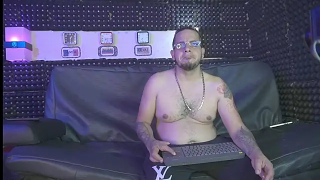 Dulce yors online show from January 15, 12:30 am