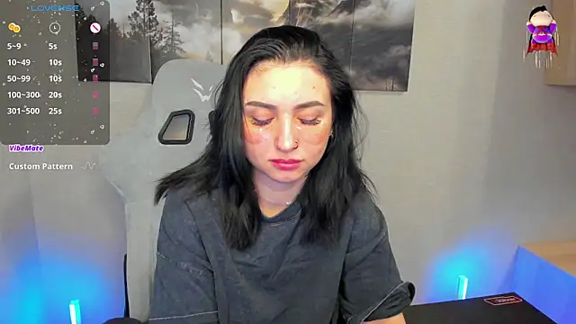 Sourr Lollipop online show from February 8, 11:30 pm