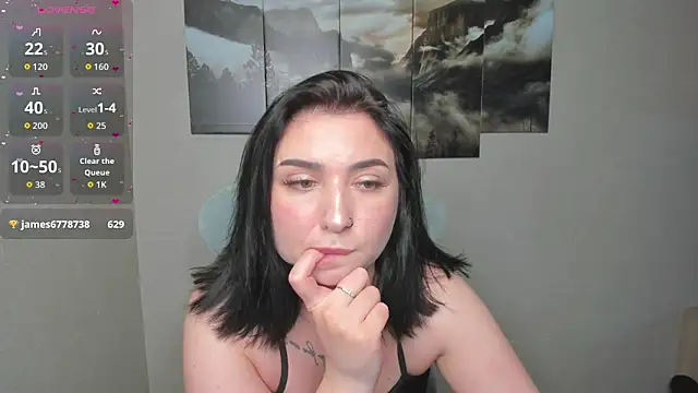 Snapshot of Sourr_Lollipop chatting on May 15, 11:01 pm Sourr Lollipop online show from May 15, 11:01 pm