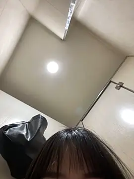 Snapshot of Asia-Lynn chatting on March 21, 5:12 pm Asia-Lynn online show from March 21, 5:12 pm