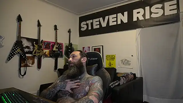 StevenRiseNYC online show from May 26, 11:45 pm