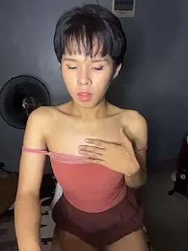 Plaxtique online show from January 19, 9:13 am