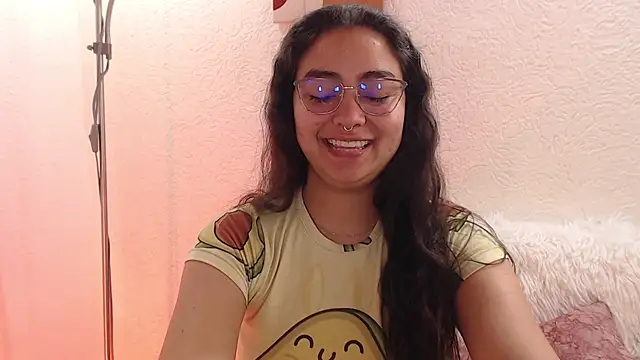  Kim  M online show from February 28, 1:01 pm