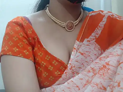 Lovely Siri 23 online show from December 15, 6:34 pm