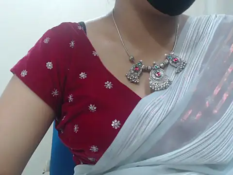 Lovely Siri 23 online show from April 29, 8:18 am