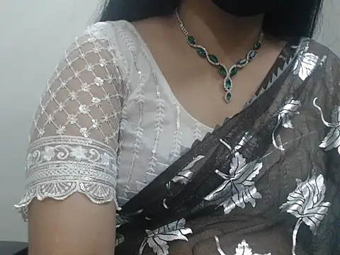Lovely Siri 23 online show from May 9, 1:05 pm