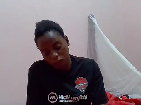 sweetbabra1 online show from January 7, 8:50 am