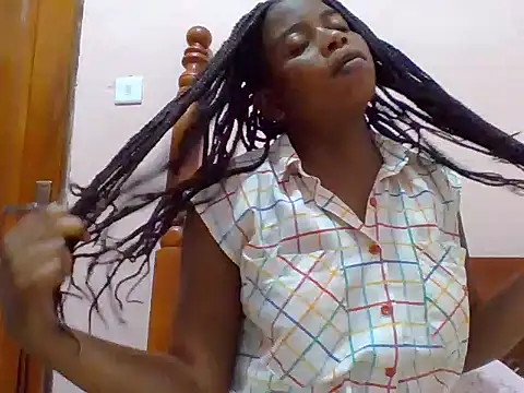 sweetbabra1 online show from January 12, 5:23 am