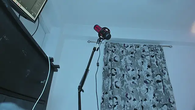 eileen pinkman online show from November 7, 2:44 am