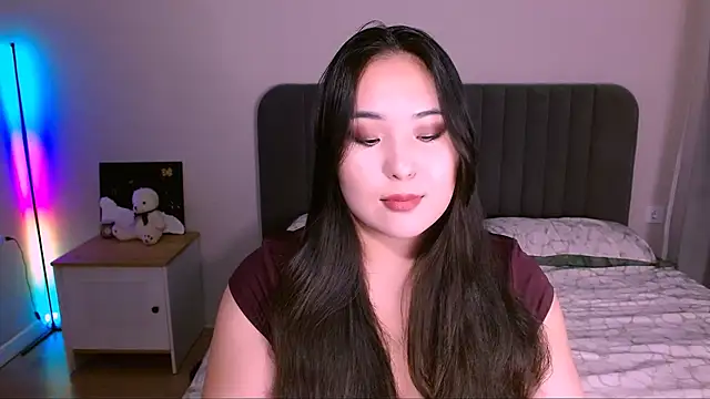 monabooty online show from November 12, 5:13 pm