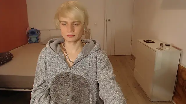 Oliver sweet  online show from January 12, 1:22 am