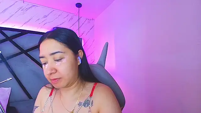 sayumi dirty online show from March 4, 7:09 pm