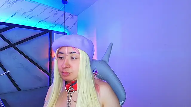 sayumi dirty online show from April 11, 7:18 pm