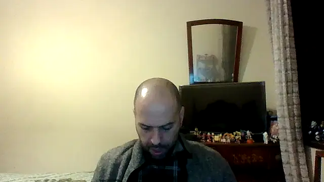 Snapshot of sstrasser chatting on February 2, 1:02 am sstrasser online show from February 2, 1:02 am