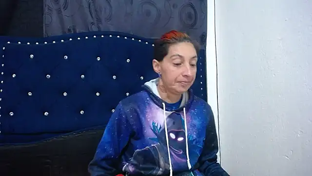 Snapshot of anyu1306 chatting on December 19, 7:40 am anyu1306 online show from December 19, 7:40 am