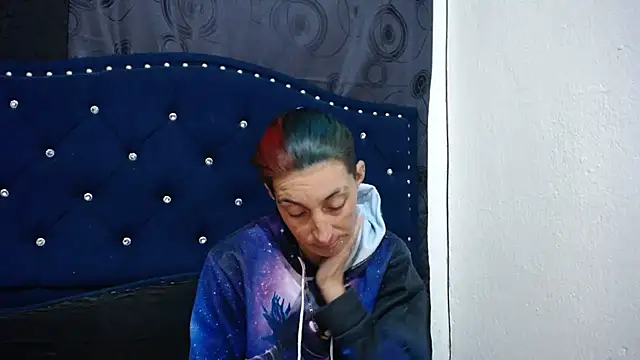 Snapshot of anyu1306 chatting on February 19, 4:55 am anyu1306 online show from February 19, 4:55 am