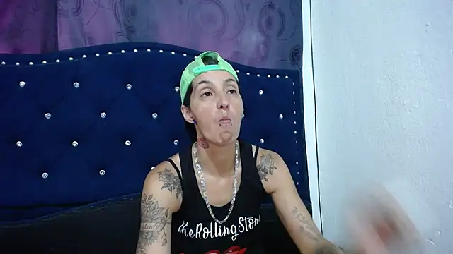 Snapshot of anyu1306 chatting on March 13, 7:06 pm anyu1306 online show from March 13, 7:06 pm