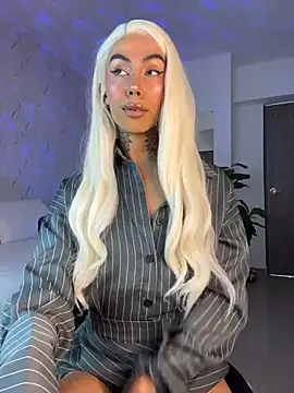 Snapshot of Miss_sagitario chatting on July 6, 3:03 pm Miss sagitario online show from July 6, 3:03 pm
