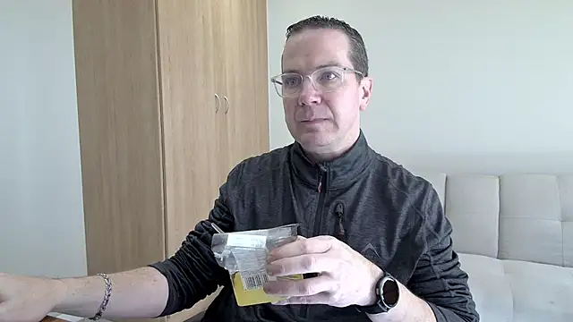 BrettJ81 online show from May 23, 10:08 am