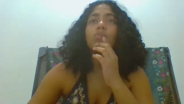 savanahottie online show from June 23, 5:16 am