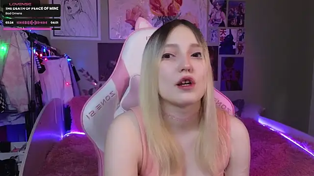 Evie Ro online show from December 8, 9:08 pm