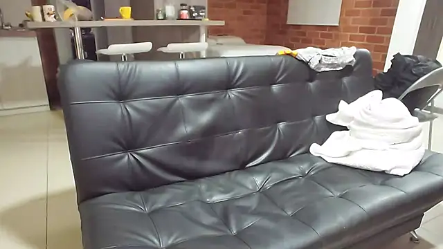 warrenkener online show from April 11, 2:27 am