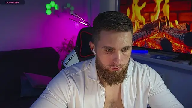 Sweeet  boy online show from April 10, 1:05 pm