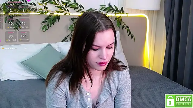 Snapshot of AmaliaBell chatting on November 8, 1:11 pm AmaliaBell online show from November 8, 1:11 pm