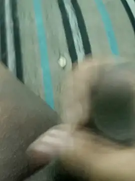 Snapshot of u_wan_me chatting on December 16, 11:18 pm u wan me online show from December 16, 11:18 pm