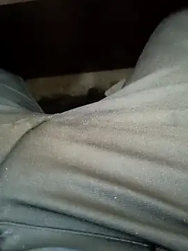 Snapshot of u_wan_me chatting on February 14, 4:09 pm u wan me online show from February 14, 4:09 pm