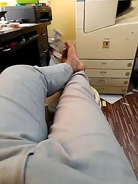 Snapshot of u_wan_me chatting on February 28, 6:54 am u wan me online show from February 28, 6:54 am