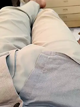 Snapshot of u_wan_me chatting on March 2, 8:38 am u wan me online show from March 2, 8:38 am