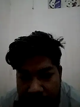 Snapshot of u_wan_me chatting on March 9, 12:31 am u wan me online show from March 9, 12:31 am