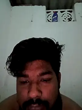 Snapshot of u_wan_me chatting on March 12, 11:01 pm u wan me online show from March 12, 11:01 pm