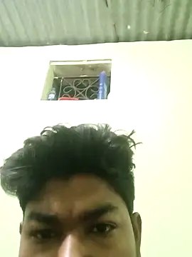 Snapshot of u_wan_me chatting on March 21, 11:12 pm u wan me online show from March 21, 11:12 pm