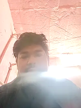 Snapshot of u_wan_me chatting on November 3, 1:51 am u wan me online show from November 3, 1:51 am