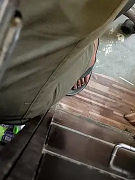 Snapshot of u_wan_me chatting on November 20, 2:06 pm u wan me online show from November 20, 2:06 pm