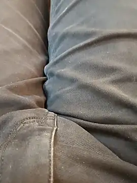 Snapshot of u_wan_me chatting on November 22, 9:08 am u wan me online show from November 22, 9:08 am