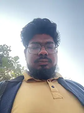 Snapshot of u_wan_me chatting on December 14, 8:52 am u wan me online show from December 14, 8:52 am