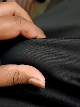 u wan me online show from April 4, 1:19 pm