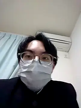 Snapshot of Gakuran0nanist chatting on January 11, 1:11 pm Gakuran0nanist online show from January 11, 1:11 pm