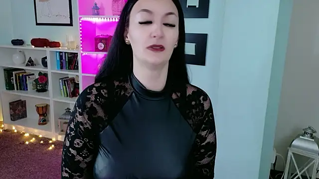 BrianaJoy online show from March 4, 5:46 am