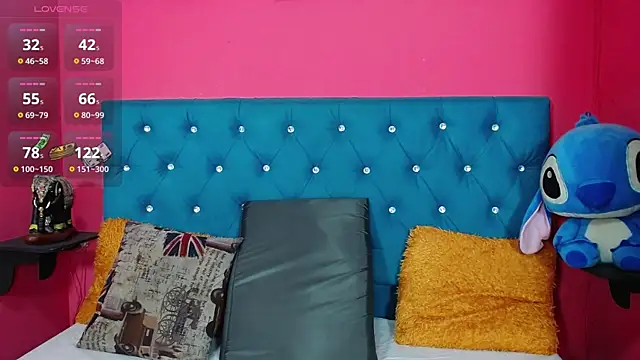 gisellsaenz online show from November 27, 3:58 pm