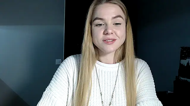 Snapshot of Sunbeam_ chatting on January 18, 9:55 pm Sunbeam online show from January 18, 9:55 pm