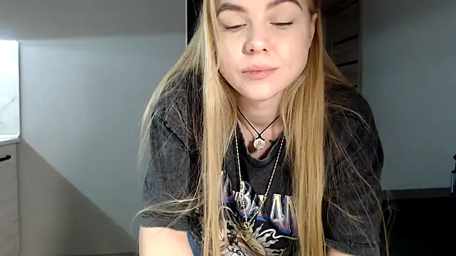 Snapshot of Sunbeam_ chatting on January 27, 10:27 pm Sunbeam online show from January 27, 10:27 pm