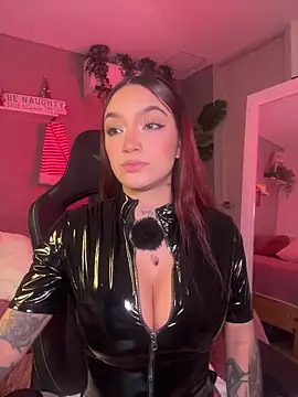 DaniDusan  online show from December 19, 8:16 pm