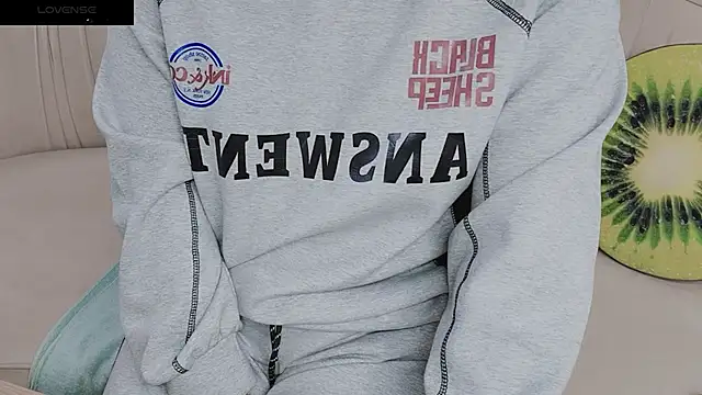 Sophie Secret online show from December 27, 10:59 pm