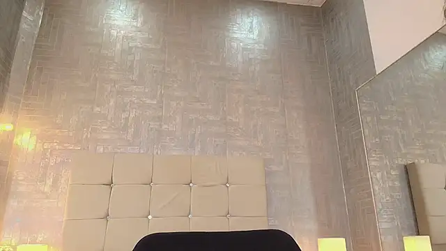 Snapshot of Baby_Venuss chatting on January 11, 6:45 am Baby Venuss online show from January 11, 6:45 am