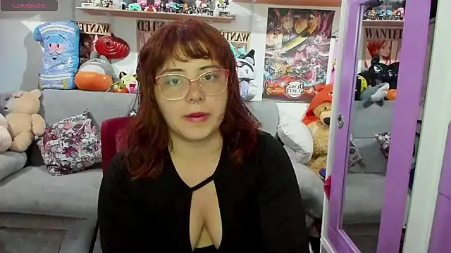 soficammy online show from December 10, 11:30 pm