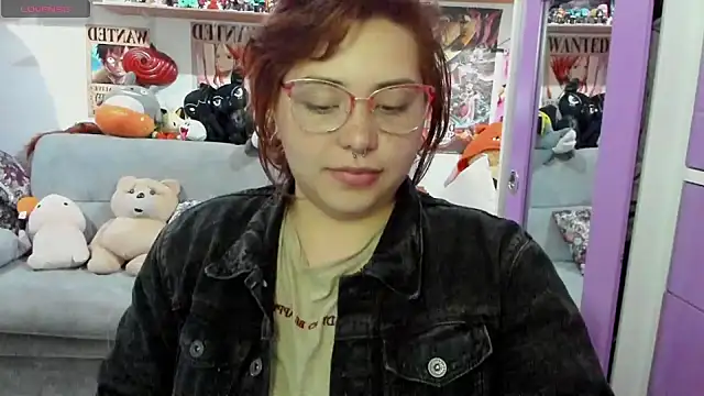 soficammy online show from December 14, 3:07 am